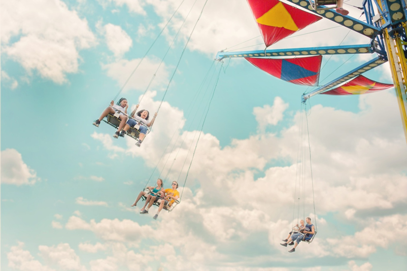 5 Tips on Visiting Amusement Parks for Families